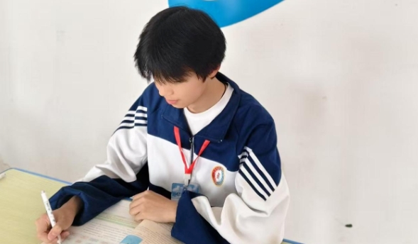 青衿之志 履践致远 | 学习之星：陈浩