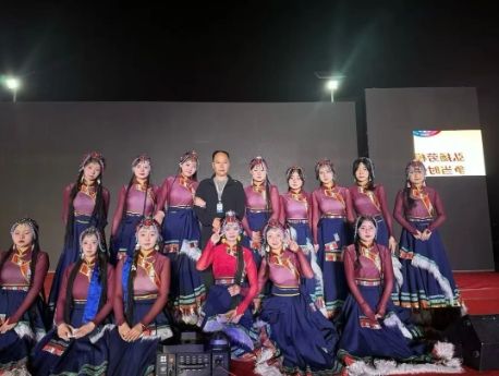 桃李不言下自成蹊|优秀班主任风采萃集(11):丁永红